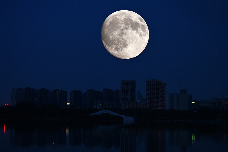 关于明月的古诗有哪些，描写明月的5首唯美古诗