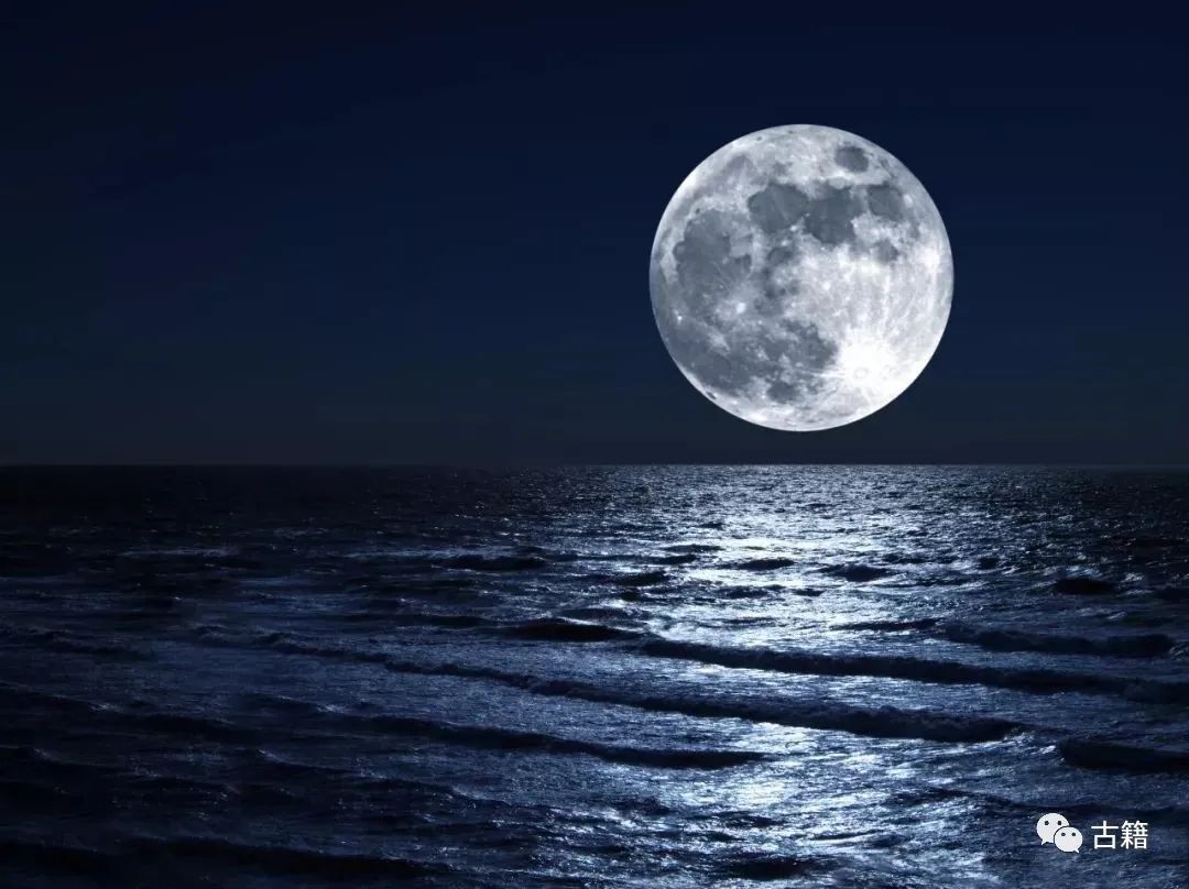 关于月亮的诗句100首完整，小学关于月亮的古诗